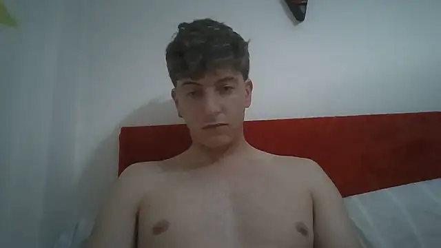 Snapshot of Temptingboss chatting on July 2026 11:32:01 PM Temptingboss online show from July 2026 11:32:01 PM