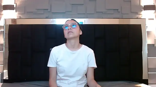 katalina07 1 online show from October 2025 04:15:02 PM