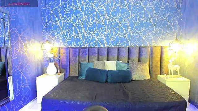 keytinthomson  online show from March 2026 07:53:02 PM