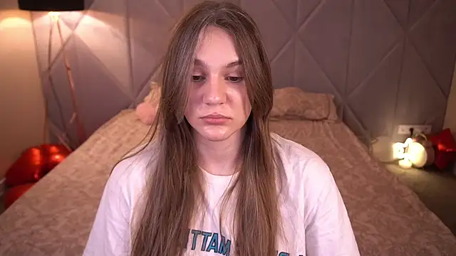 DiamondGoldie online show from March 2026 08:12:01 PM