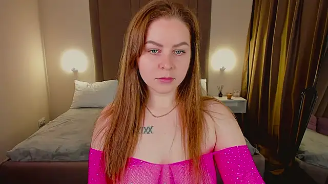 Snapshot of MikaBloom chatting on September 2025 02:22:02 AM MikaBloom online show from September 2025 02:22:02 AM