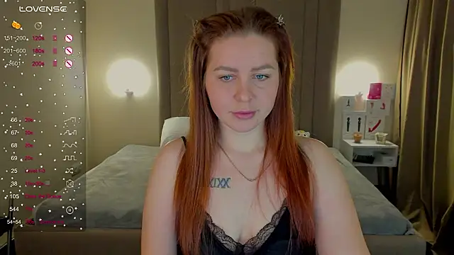 MikaBloom online show from January 2026 02:04:02 AM