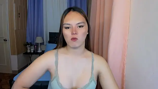ameliamaureen online show from May 2026 05:45:01 AM