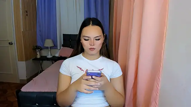 ameliamaureen online show from May 2026 04:42:01 AM