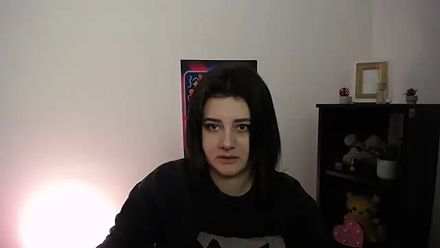 Snapshot of Katrin_kiss_ chatting on October 2025 12:47:01 PM Katrin kiss online show from October 2025 12:47:01 PM
