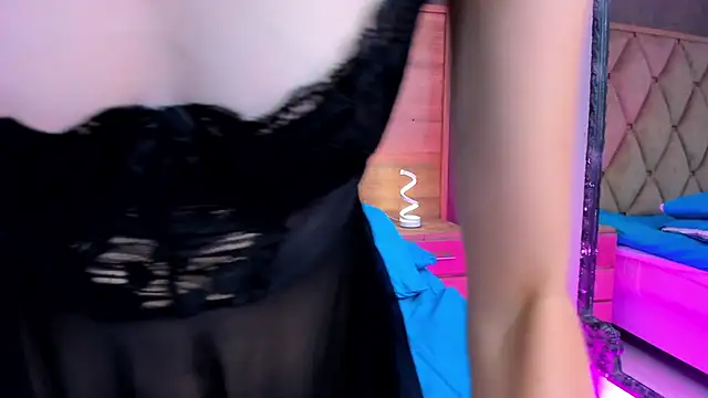 EimyAndMaxi online show from April 2026 01:42:02 AM