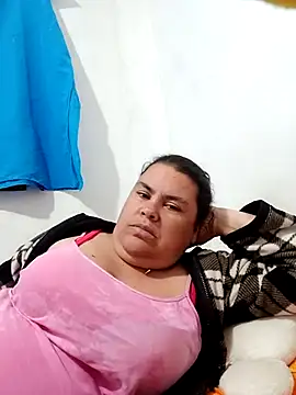 yaneth  online show from October 2025 10:54:02 PM