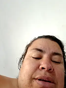 yaneth  online show from October 2025 01:01:02 PM