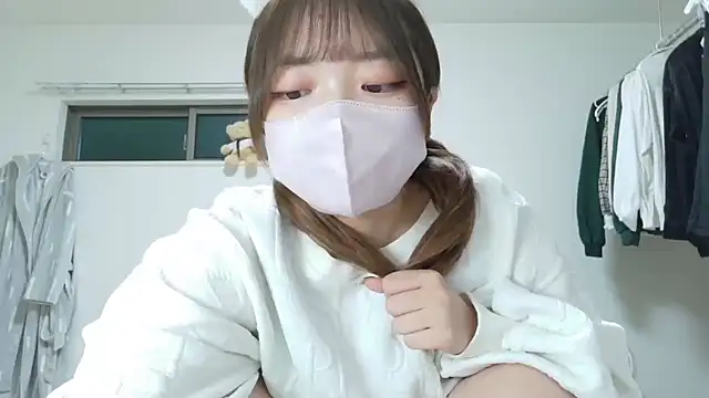 azukichan  online show from November 2025 05:22:01 PM