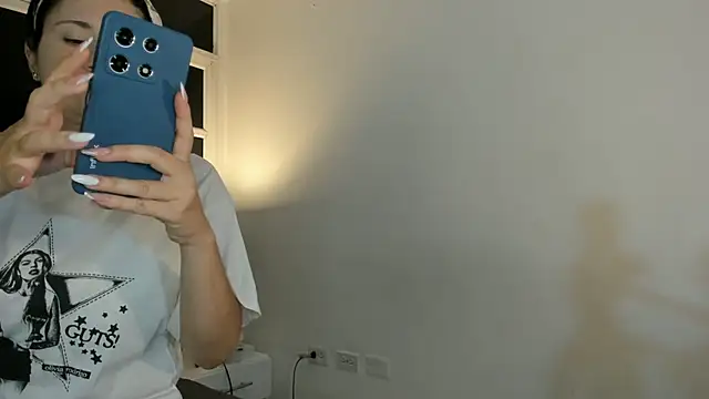 Snapshot of harimoon1 chatting on November 2025 12:35:02 AM harimoon1 online show from November 2025 12:35:02 AM