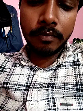 Snapshot of BangaloreSexy_Ram chatting on November 2025 06:48:01 AM BangaloreSexy Ram online show from November 2025 06:48:01 AM