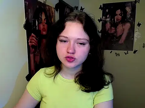 Snapshot of LadyAlice_ chatting on October 2025 06:13:02 AM LadyAlice online show from October 2025 06:13:02 AM