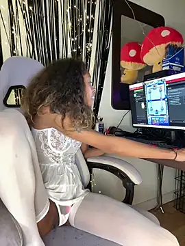 Snapshot of rubywithpearls chatting on November 2025 12:54:01 AM rubywithpearls online show from November 2025 12:54:01 AM