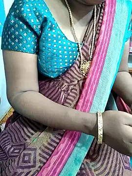 Snapshot of lolida69thamil chatting on September 2025 04:39:01 PM lolida69thamil online show from September 2025 04:39:01 PM