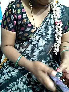 Snapshot of lolida69thamil chatting on November 2025 05:40:01 AM lolida69thamil online show from November 2025 05:40:01 AM