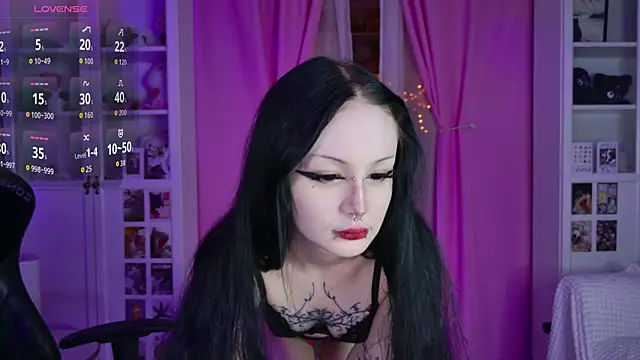 MiaScarlettt online show from June 2026 07:08:02 PM