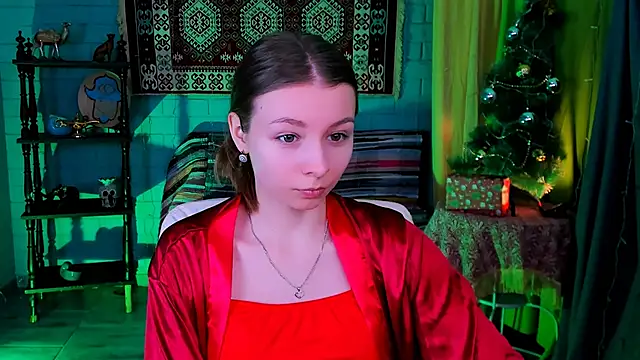 JulieDaniel online show from December 2025 08:18:01 AM