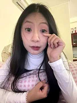 Snapshot of Lil-Gi chatting on November 2025 06:52:01 PM Lil-Gi online show from November 2025 06:52:01 PM