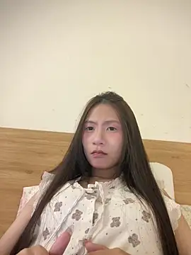 Snapshot of Lil-Gi chatting on March 2026 04:46:02 PM Lil-Gi online show from March 2026 04:46:02 PM