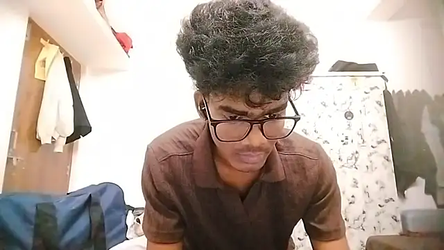 Snapshot of Rahulisagoodguy chatting on September 2025 02:19:01 PM Rahulisagoodguy online show from September 2025 02:19:01 PM