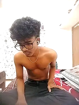 Snapshot of Rahulisagoodguy chatting on October 2025 04:21:01 AM Rahulisagoodguy online show from October 2025 04:21:01 AM