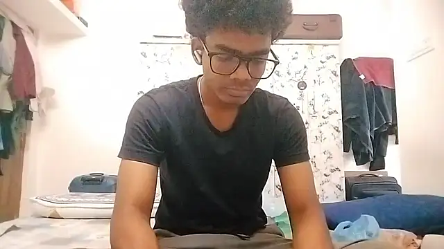 Snapshot of Rahulisagoodguy chatting on November 2025 10:49:01 AM Rahulisagoodguy online show from November 2025 10:49:01 AM