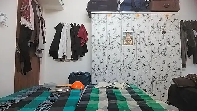 Snapshot of Rahulisagoodguy chatting on December 2025 11:50:02 AM Rahulisagoodguy online show from December 2025 11:50:02 AM