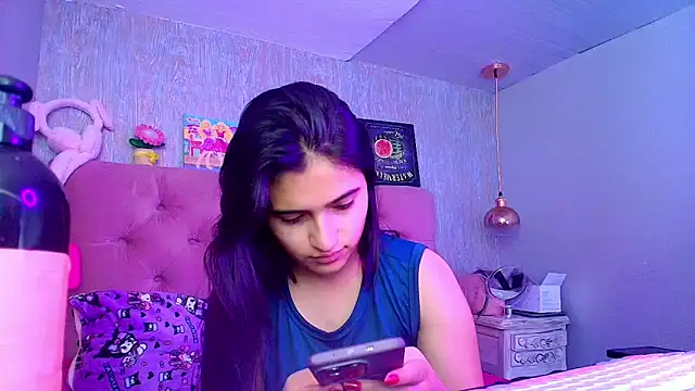laurenelove online show from December 2025 03:46:02 AM