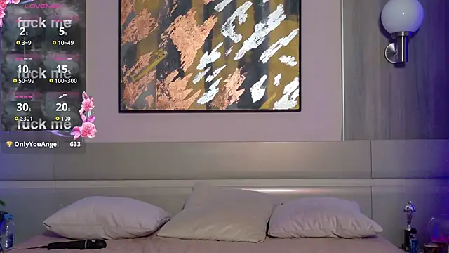 Snapshot of Alison_kisss chatting on November 2025 01:53:02 PM Alison kisss online show from November 2025 01:53:02 PM