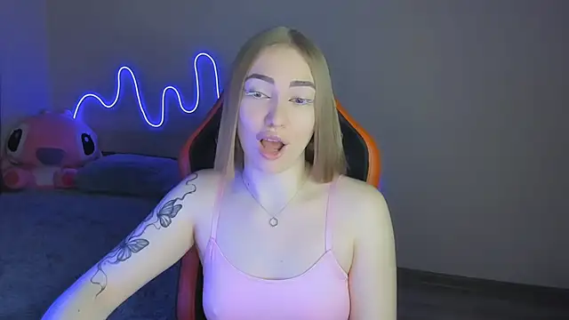 LaraKrein lk online show from November 2025 01:22:02 PM