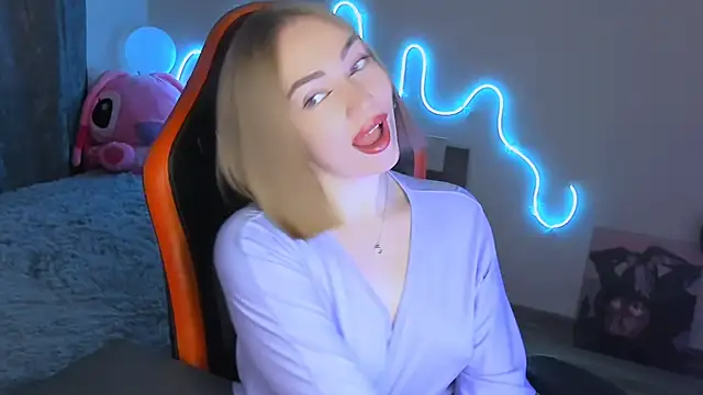 LaraKrein lk online show from February 2026 12:52:01 PM