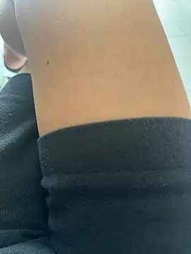 Snapshot of sharon-Hanna chatting on November 2025 02:00:01 AM sharon-Hanna online show from November 2025 02:00:01 AM