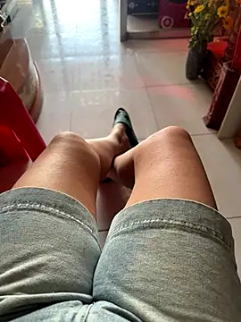 Snapshot of sharon-Hanna chatting on January 2026 12:35:01 AM sharon-Hanna online show from January 2026 12:35:01 AM