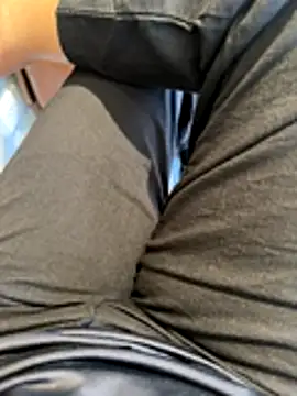 Snapshot of sharon-Hanna chatting on January 2026 12:57:02 AM sharon-Hanna online show from January 2026 12:57:02 AM