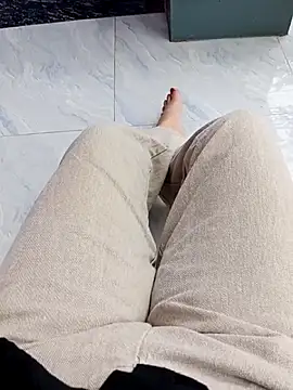 Snapshot of sharon-Hanna chatting on February 2026 06:51:02 AM sharon-Hanna online show from February 2026 06:51:02 AM