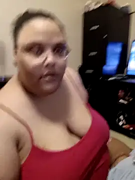 Snapshot of SexyBBW10790 chatting on October 2025 11:25:01 PM SexyBBW10790 online show from October 2025 11:25:01 PM