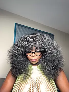 WomanNextdoor1 online show from September 2025 11:13:02 AM