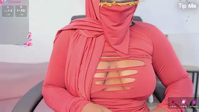 Snapshot of yasmin_elite chatting on November 2025 10:20:01 AM yasmin elite online show from November 2025 10:20:01 AM