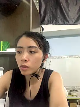 Snapshot of Minee1202 chatting on September 2025 04:50:01 AM Minee1202 online show from September 2025 04:50:01 AM