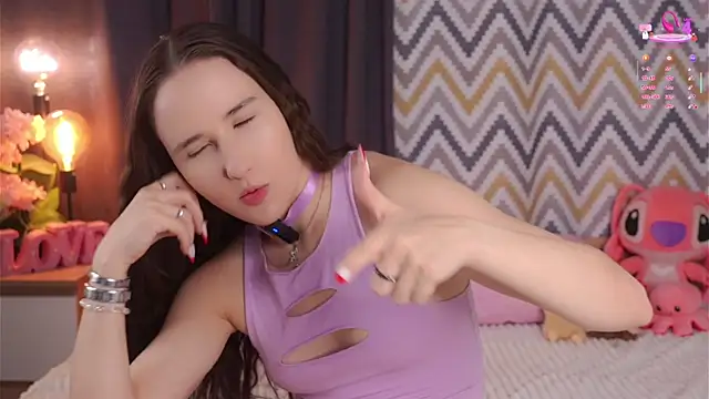 MaudAle online show from November 2025 01:15:01 AM