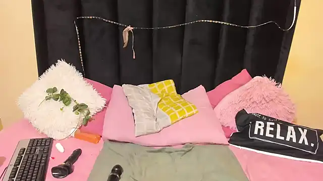 AmazingDarkDoll online show from February 2026 01:47:02 AM