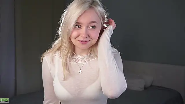 Snapshot of AccaCroyle chatting on November 2025 09:48:02 PM AccaCroyle online show from November 2025 09:48:02 PM