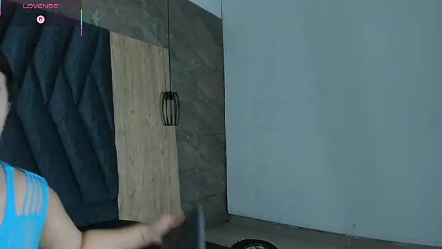 Snapshot of Samy_Grey01 chatting on November 2025 03:12:02 AM Samy Grey01 online show from November 2025 03:12:02 AM