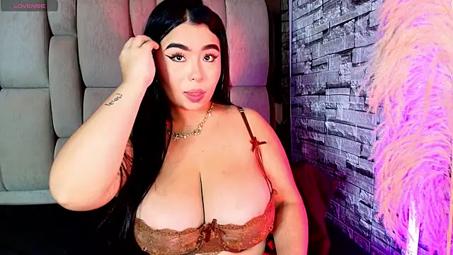 Snapshot of Samy_Grey01 chatting on July 2026 10:38:02 PM Samy Grey01 online show from July 2026 10:38:02 PM