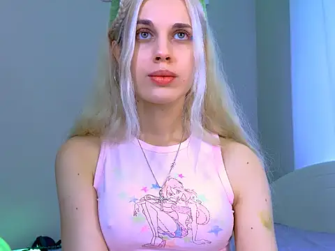 Snapshot of carmen_crybaby chatting on October 2025 01:20:01 PM carmen crybaby online show from October 2025 01:20:01 PM