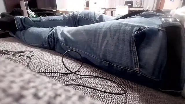 cucciolotto76 online show from November 2025 05:46:02 PM