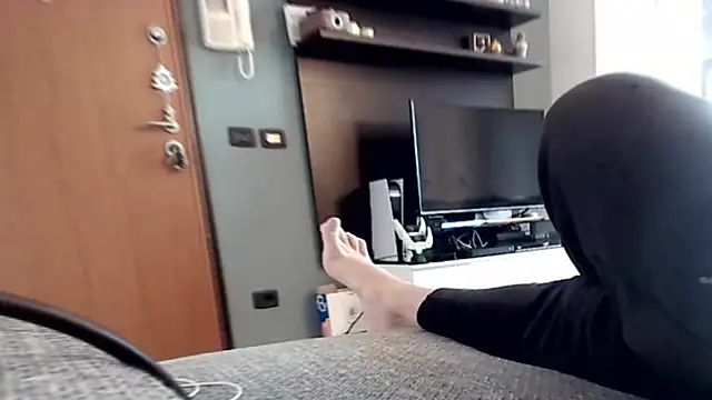 cucciolotto76 online show from December 2025 10:13:01 AM