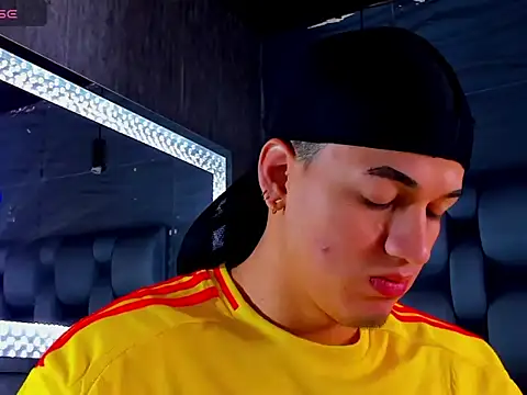 rocoo santos online show from March 2026 05:40:01 PM