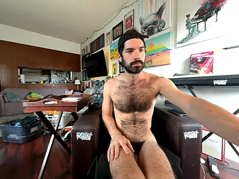 Pupscritch online show from October 2025 05:21:02 PM