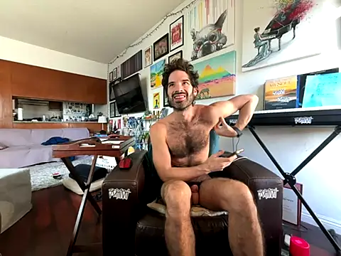 Pupscritch online show from October 2025 04:18:01 PM